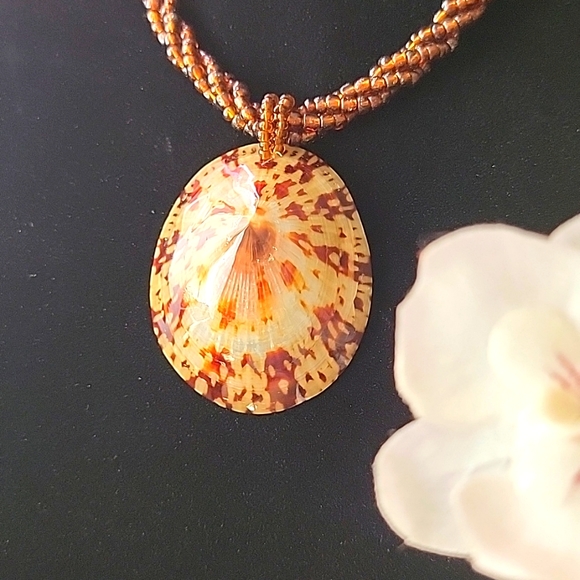 Necklace - Picture 2 of 6